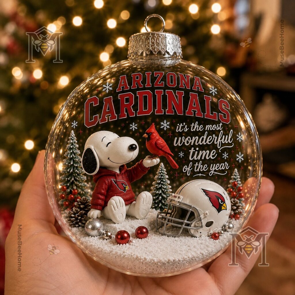 Arizona Cardinals Snoopy Christmas Snow Globe Ornament 2026 - photo 4