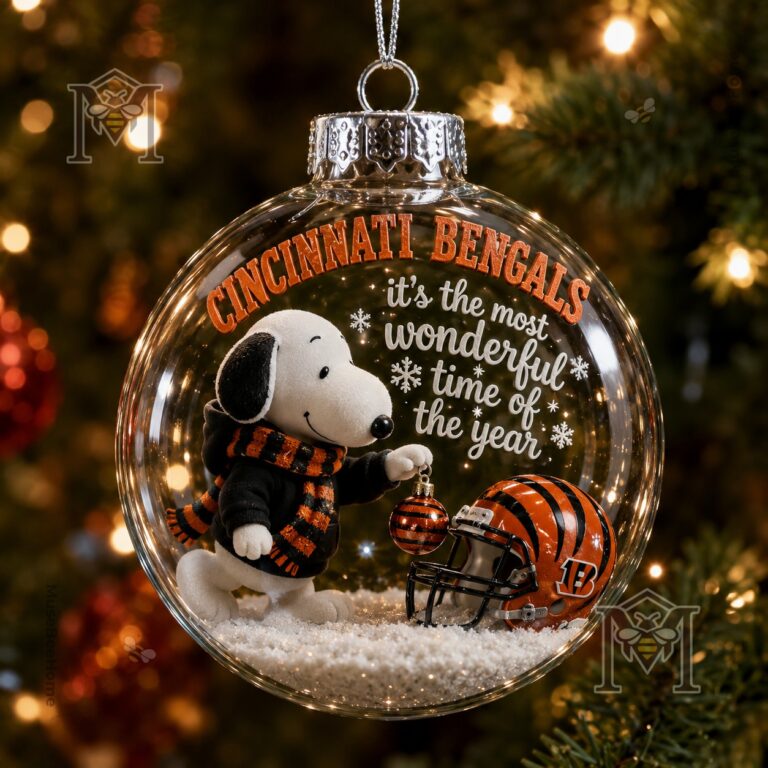 Cincinnati Bengals Snoopy Christmas Snow Globe Ornament 2026 - photo 2
