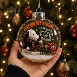 Cincinnati Bengals Snoopy Christmas Snow Globe Ornament 2026 - photo 4