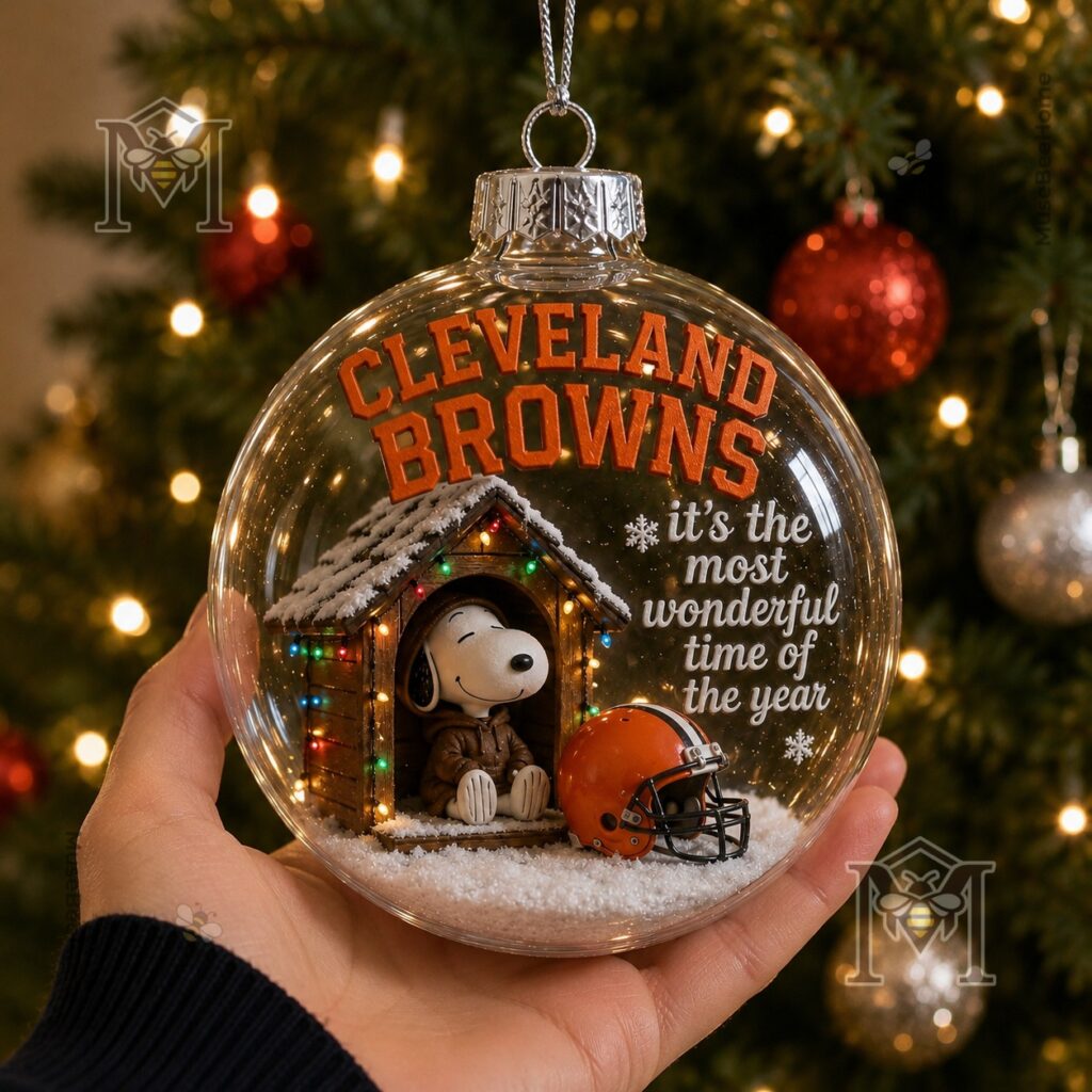 Cleveland Browns Snoopy Christmas Snow Globe Ornament 2026 - photo 3