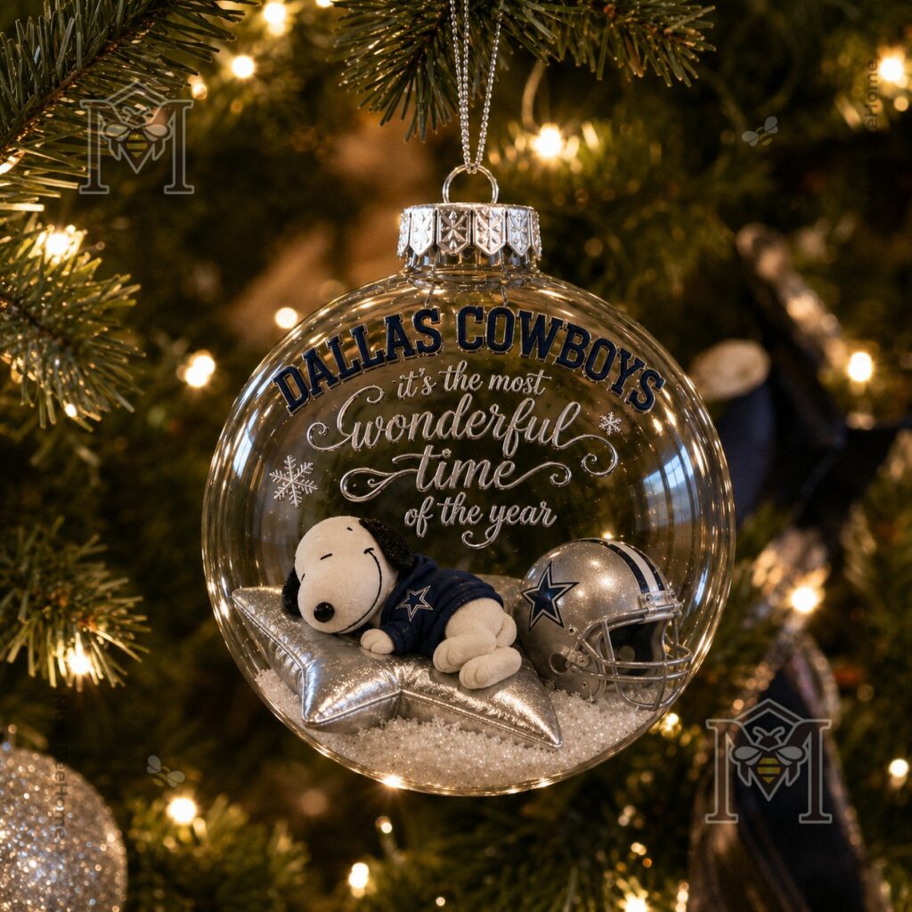 Dallas Cowboys Snoopy Christmas Snow Globe Ornament 2026 - photo 3