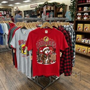 Buc-ee's Cowboy Christmas Holiday T-shirt - photo 3