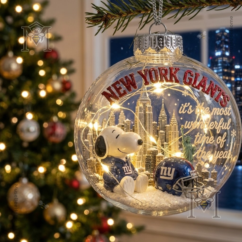 New York Giants Snoopy Global Ornament 2026 - photo 3