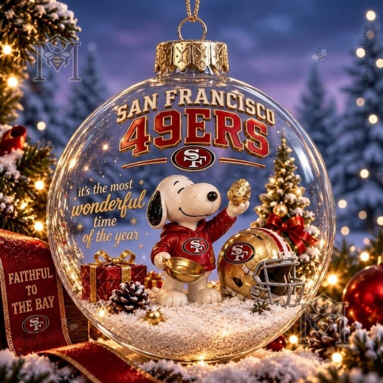 San Francisco 49ers Snoopy Christmas Ornament - Snoopy holding a gold football
