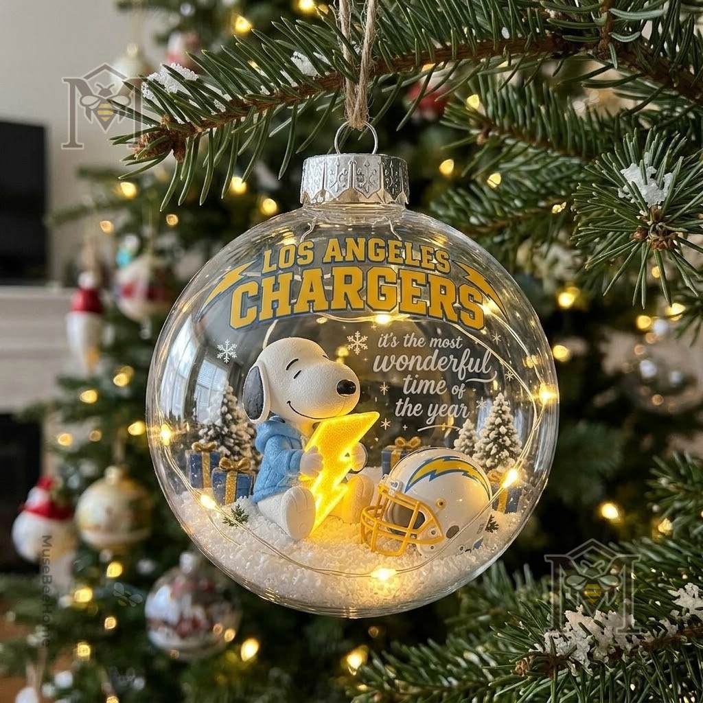 Snoopy Los Angeles Chargers Christmas Global Ornament 2026 - photo 3