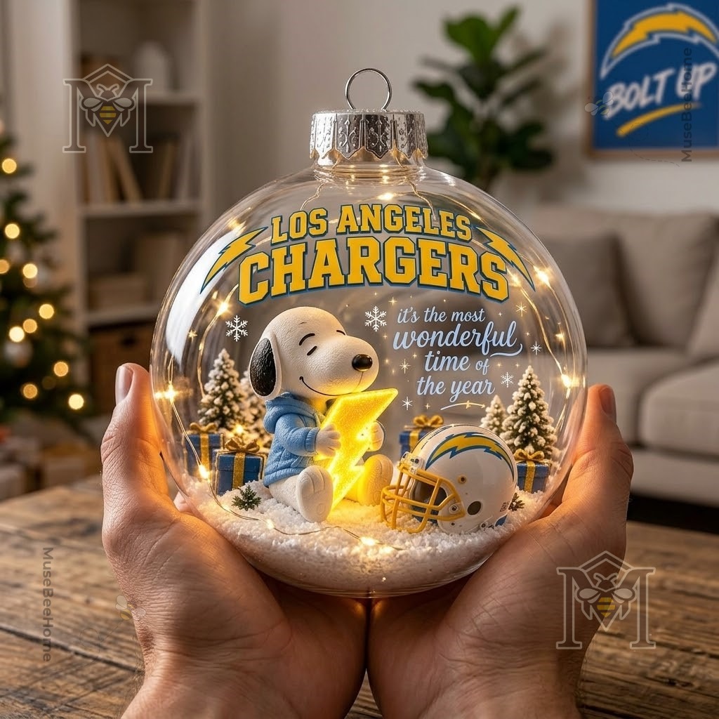 Snoopy Los Angeles Chargers Christmas Global Ornament 2026 - photo 4