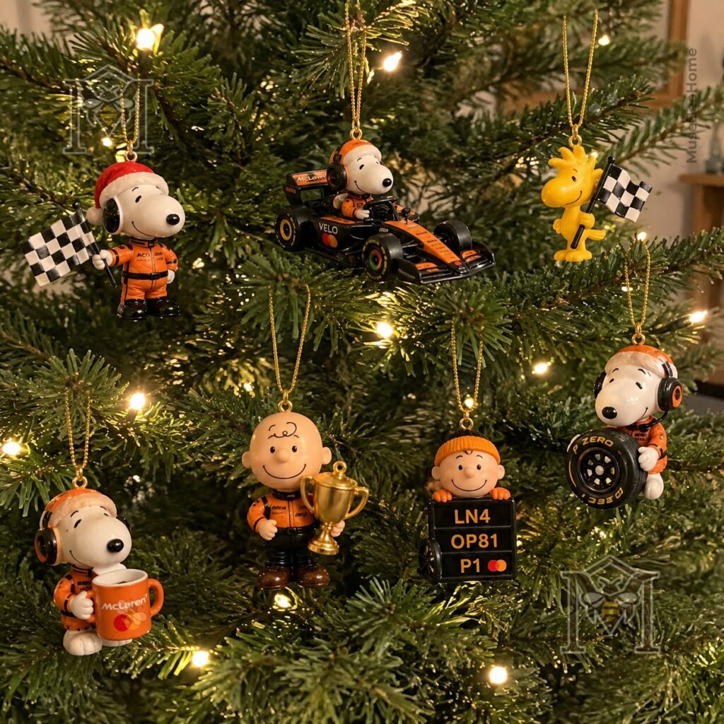Snoopy McLaren Mastercard Formula 1 Team Christmas 2026 Advent Calendar - photo 4