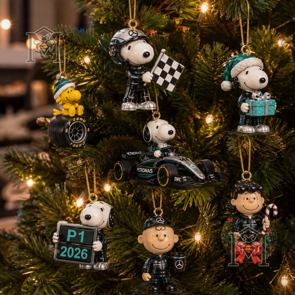 Snoopy Mercedes-AMG PETRONAS Formula 1 Team Christmas 2026 Advent Calendar - photo 4