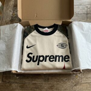 Supreme Travis Scott Cactus Jack Nike Raglan Sweatshirt - collar and label detail